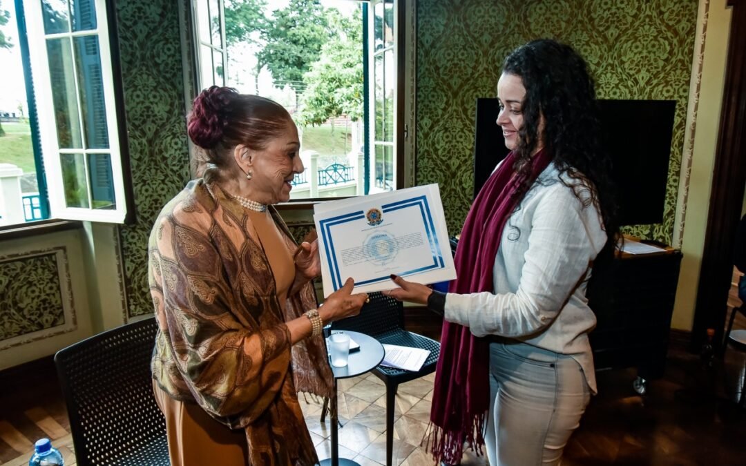 COREM 5R entrega Medalha do Mérito Museológico e realiza evento no Museu Paranaense